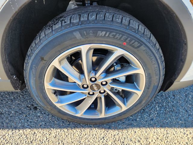 New 2026 Lincoln Corsair Premiere image 19