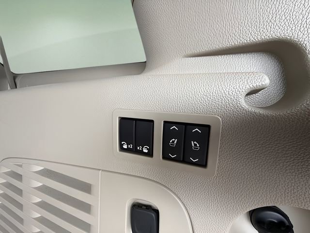 Used 2019 GMC Yukon XL Denali image 33