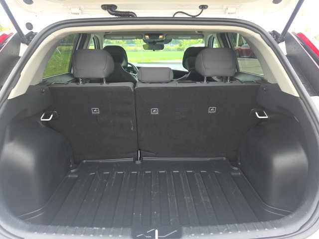 Used 2024 Kia Niro LX FWD image 10