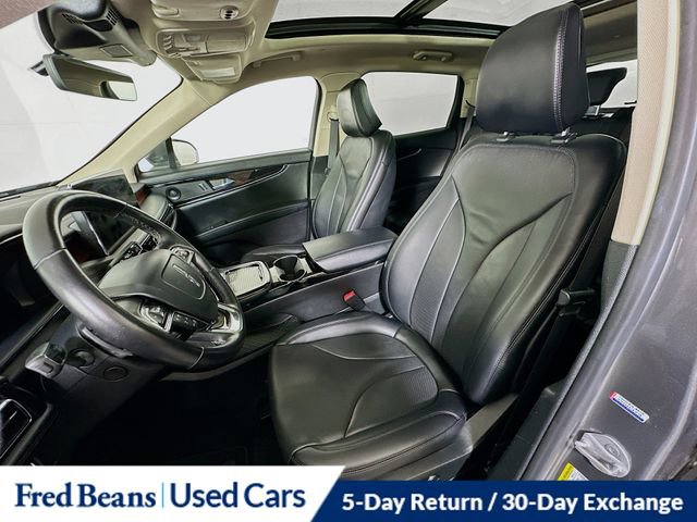 Certified 2022 Lincoln Nautilus Reserve w/ Equipment Group 201A image 24