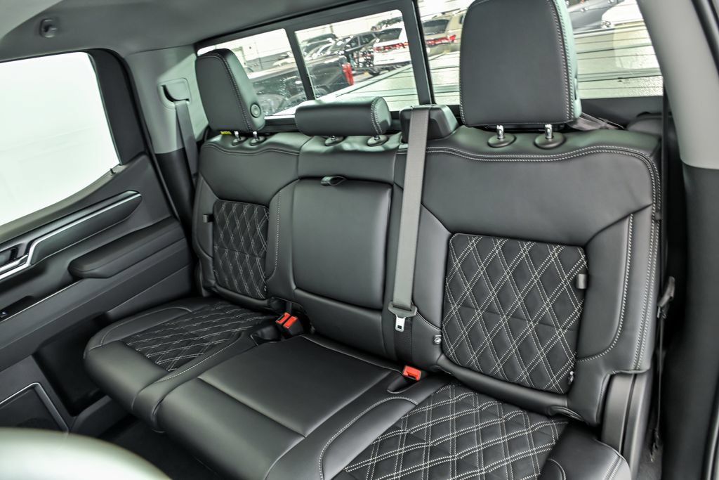 New 2026 GMC Sierra 1500 Elevation w/ Elevation Premium Package AWD/4WD image 10