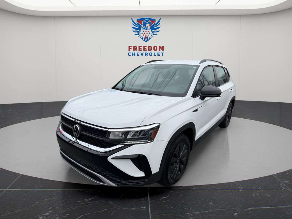 Used 2022 Volkswagen Taos S image 1