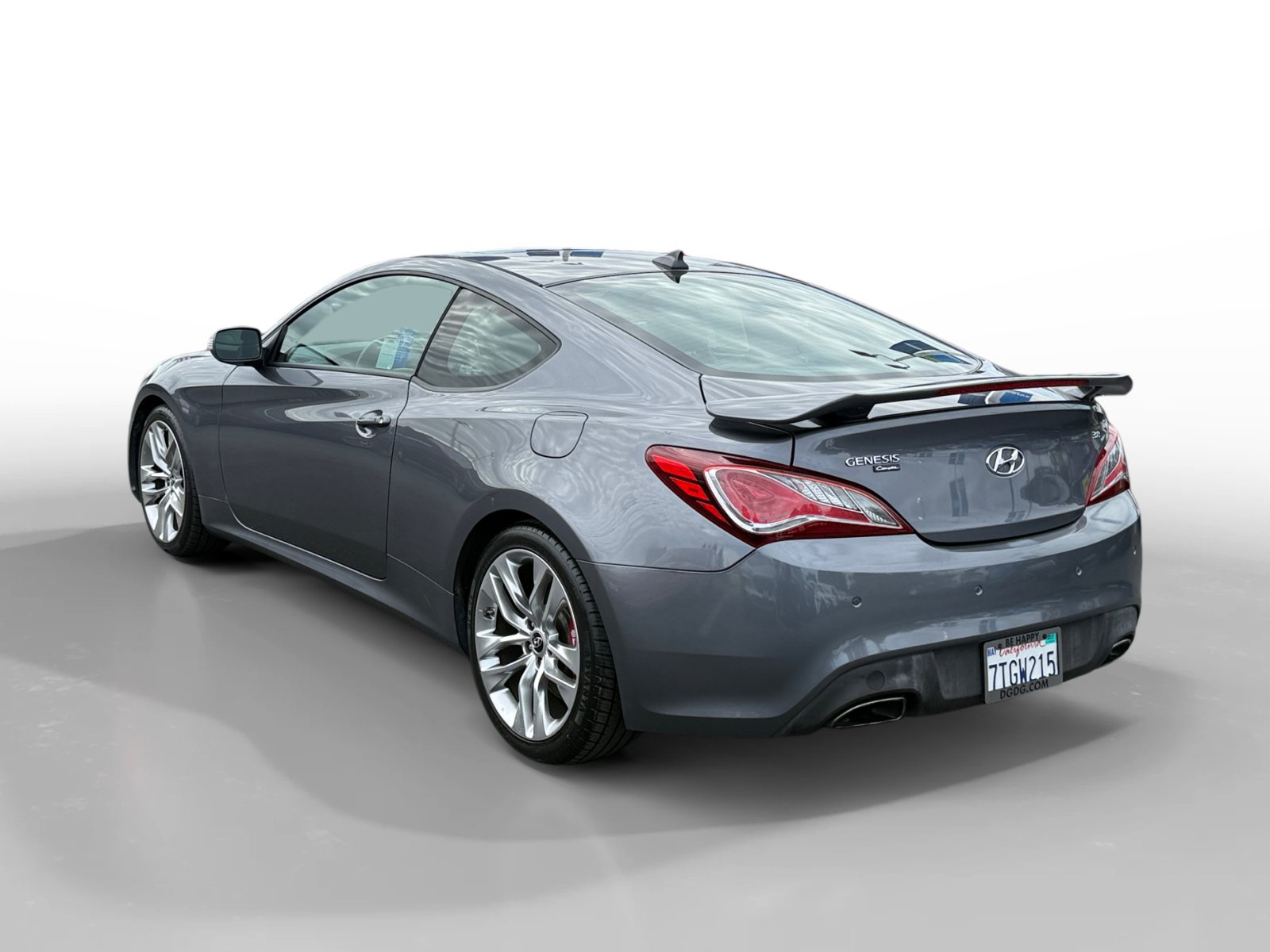 Used 2016 Hyundai Genesis Coupe 3.8 RWD image 3