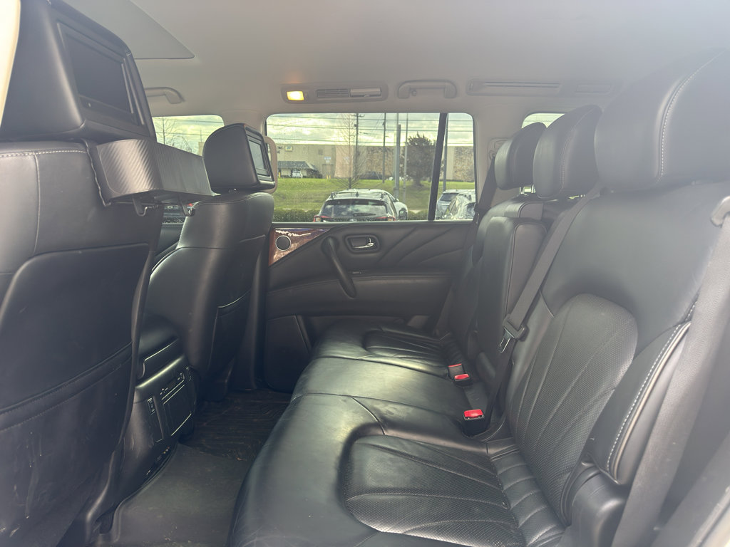 Used 2016 INFINITI QX80 Limited image 9
