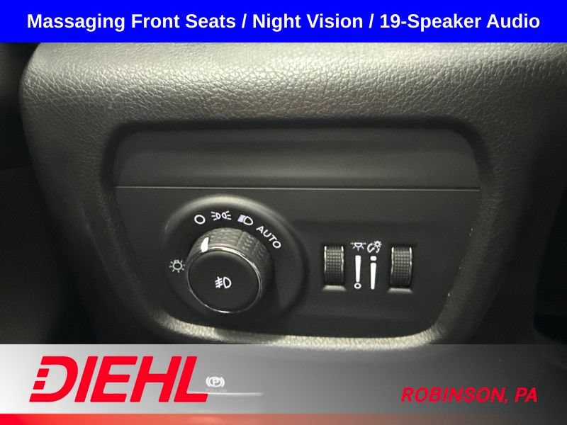 Used 2021 Jeep Grand Cherokee L Overland w/ Luxury Tech Group IV AWD/4WD image 29