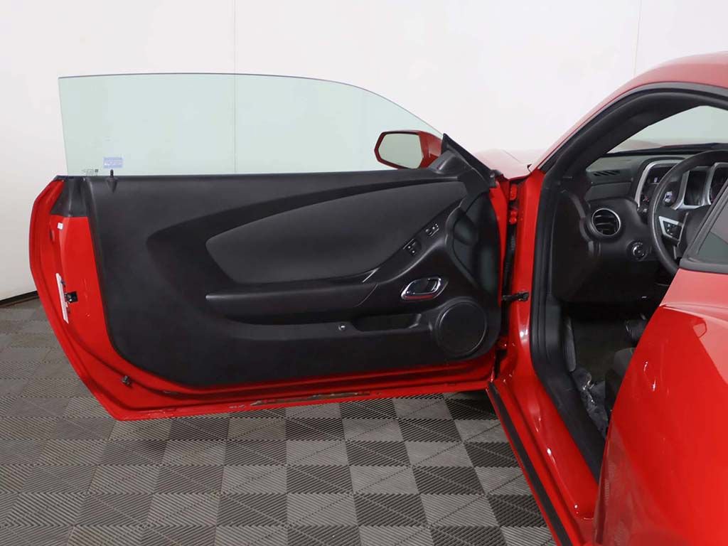Used 2011 Chevrolet Camaro LT RWD image 13