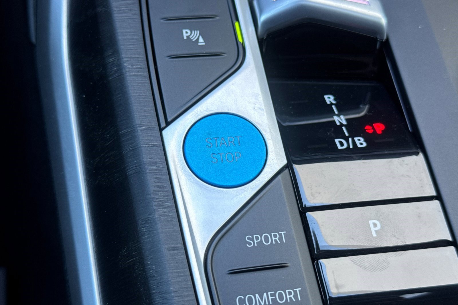 Certified 2023 BMW i4 eDrive35 w/ Premium Package image 32