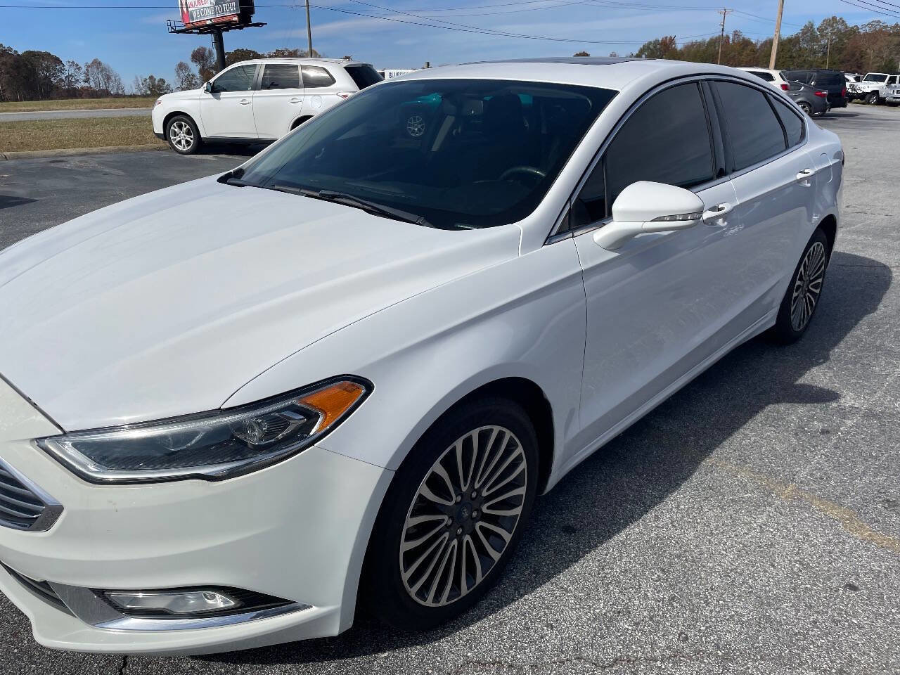 Used 2018 Ford Fusion Titanium AWD/4WD image 6