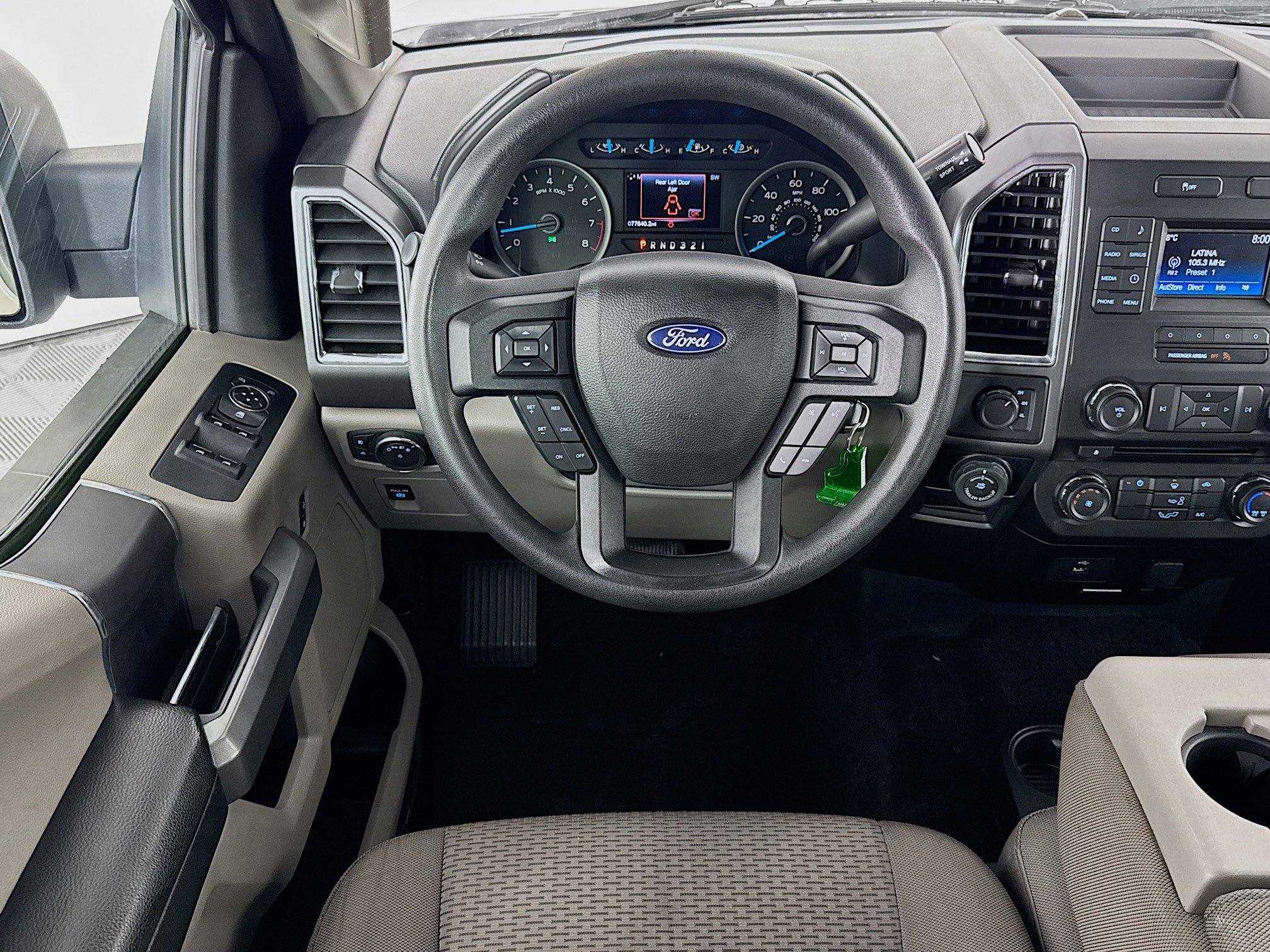 Used 2017 Ford F150 XLT w/ Trailer Tow Package image 16