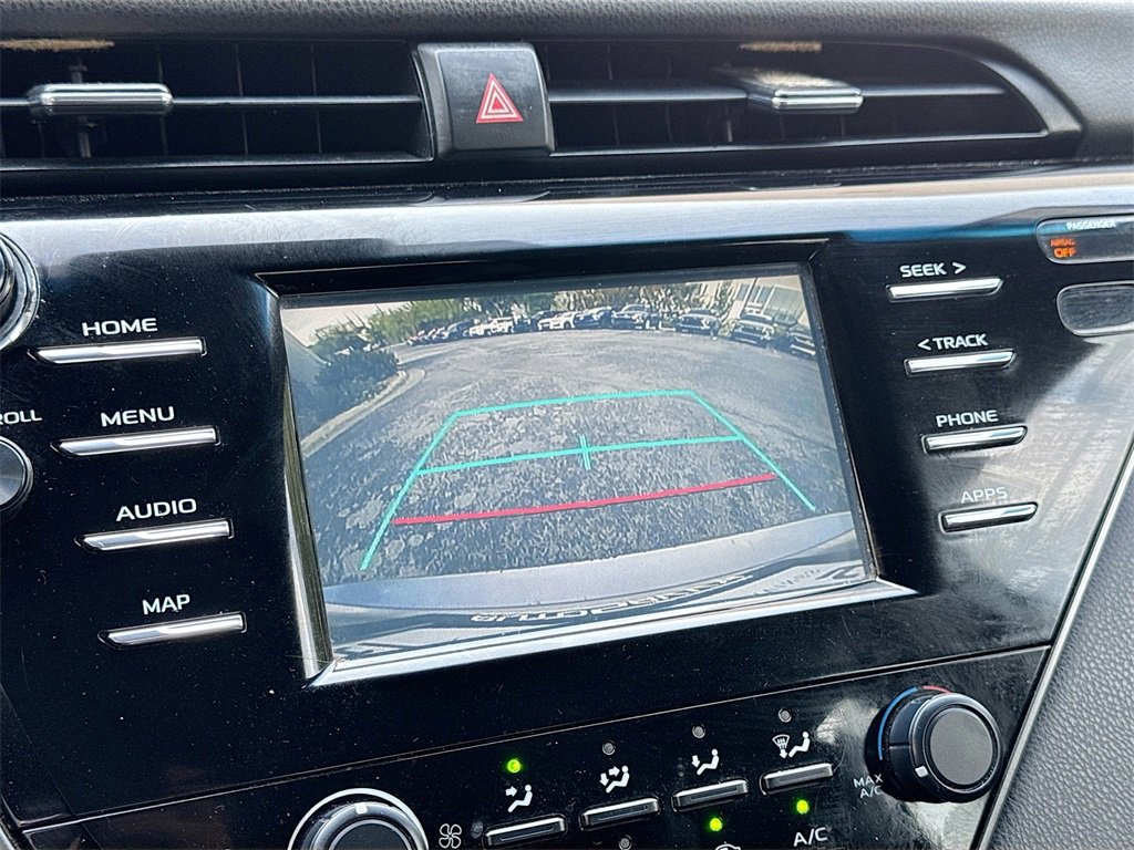 Used 2020 Toyota Camry LE image 13