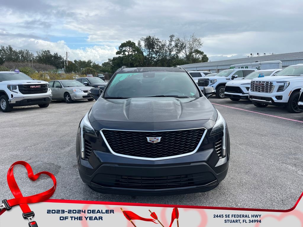 Used 2023 Cadillac XT4 Sport w/ Enhanced Visibility Package image 3