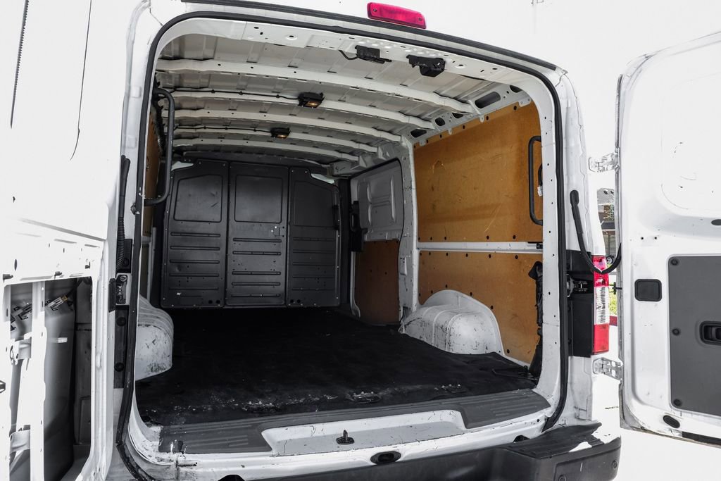 Used 2017 Nissan NV 2500 SV image 43