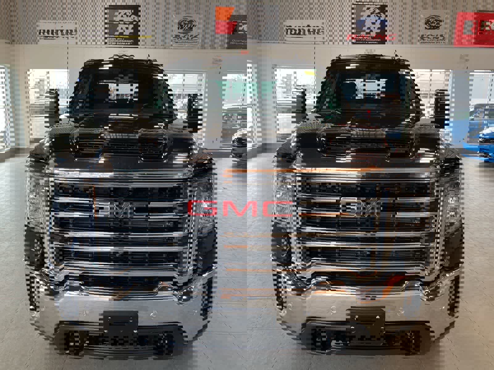 Used 2023 GMC Sierra 2500 SLT w/ SLT Premium Package video 2