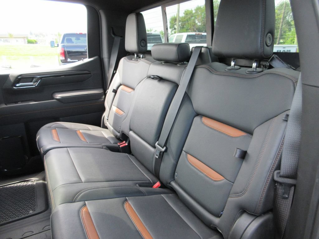 Certified 2023 GMC Sierra 1500 AT4 w/ AT4 Premium Package AWD/4WD image 23
