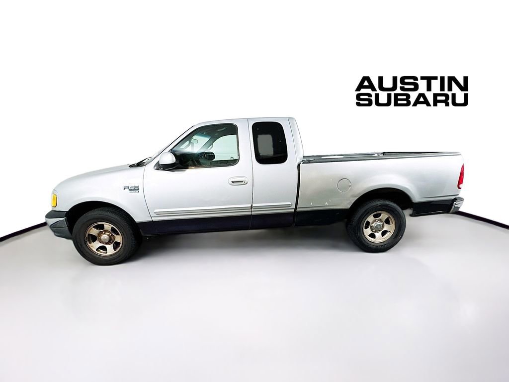Used 2001 Ford F150 Lariat RWD image 4