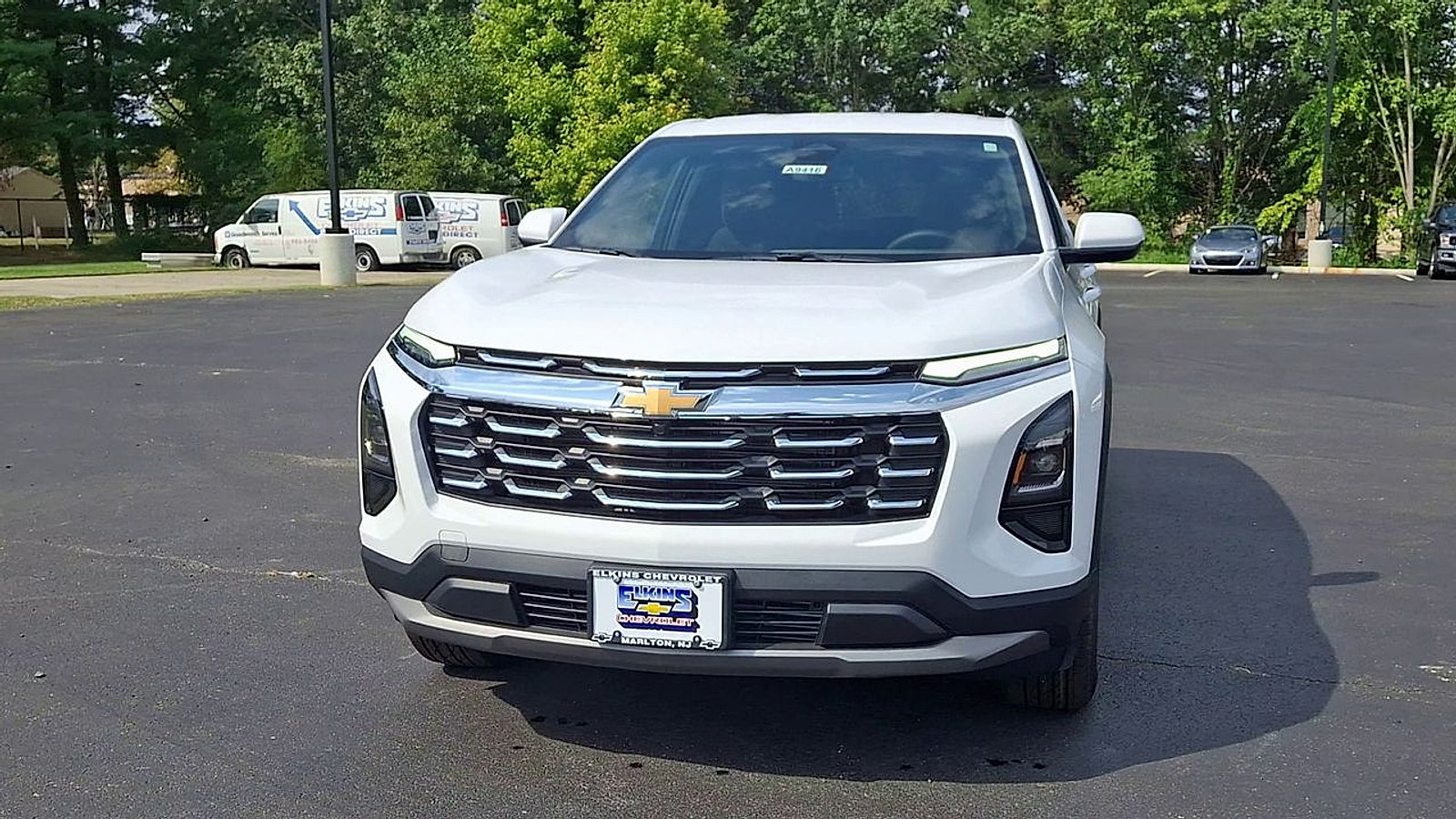 New 2027 Chevrolet Equinox LT w/ LPO, Floor Liner Package FWD image 6
