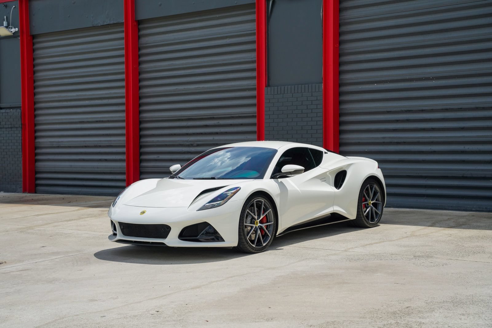 Used 2024 Lotus Emira First Edition RWD image 1