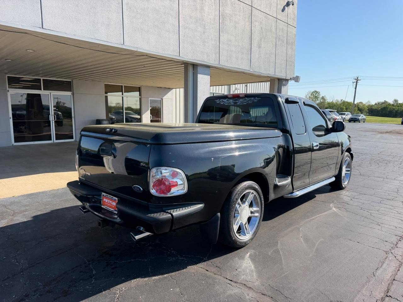 Used 2000 Ford F150 Harley-Davidson RWD image 3