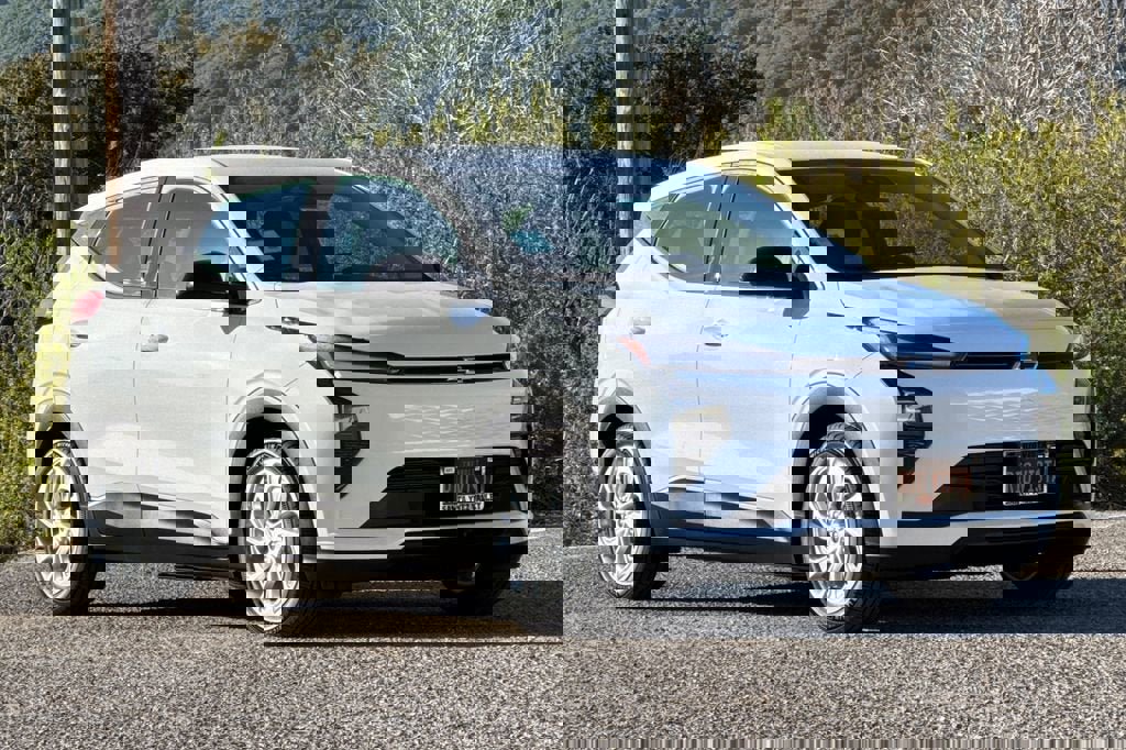 New 2027 Chevrolet Bolt LT w/ Comfort Package image 2