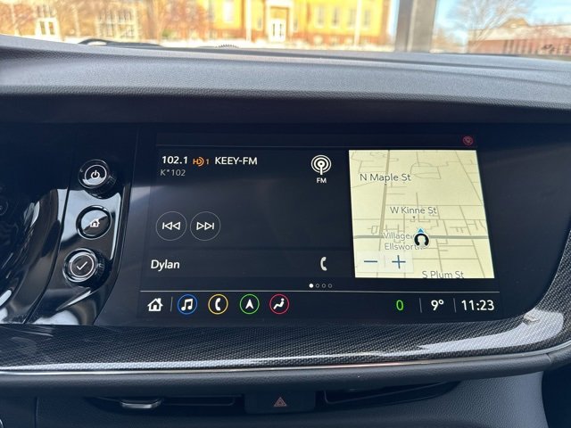 Used 2022 Buick Envision Essence w/ Technology Package II image 19