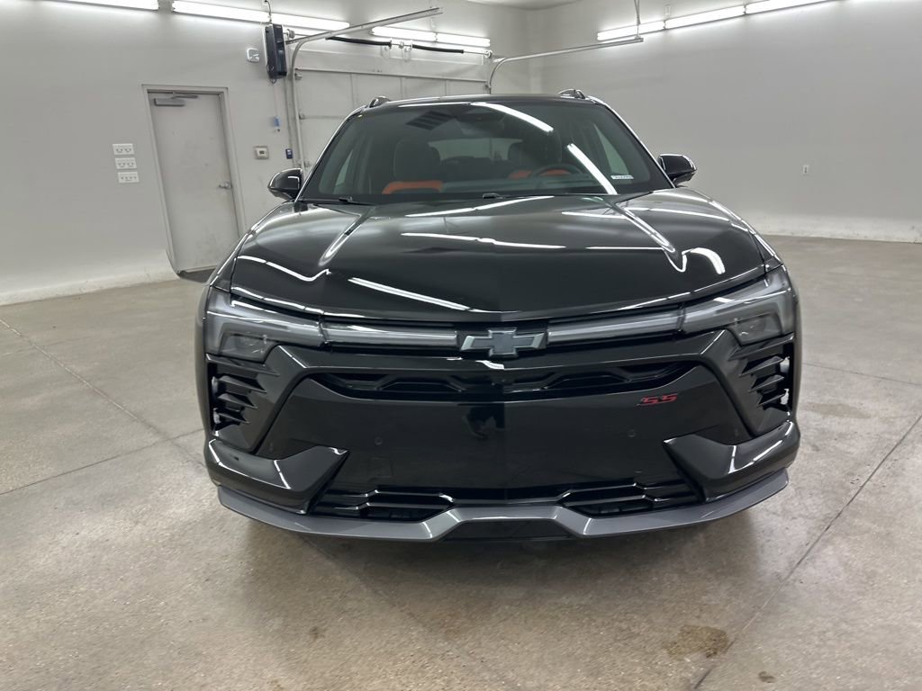 New 2026 Chevrolet Blazer EV SS AWD/4WD image 3
