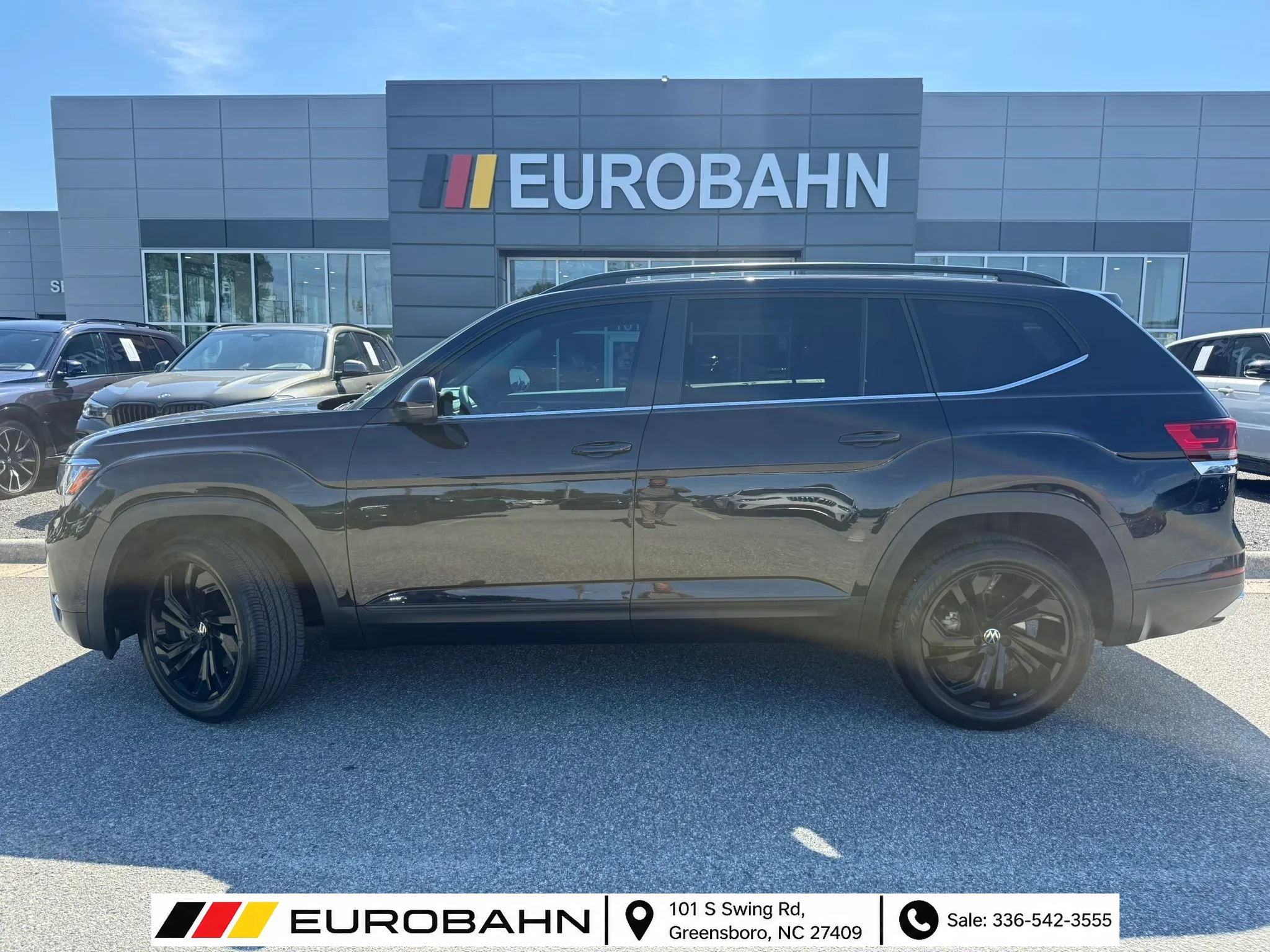 Used 2022 Volkswagen Atlas SE FWD image 2