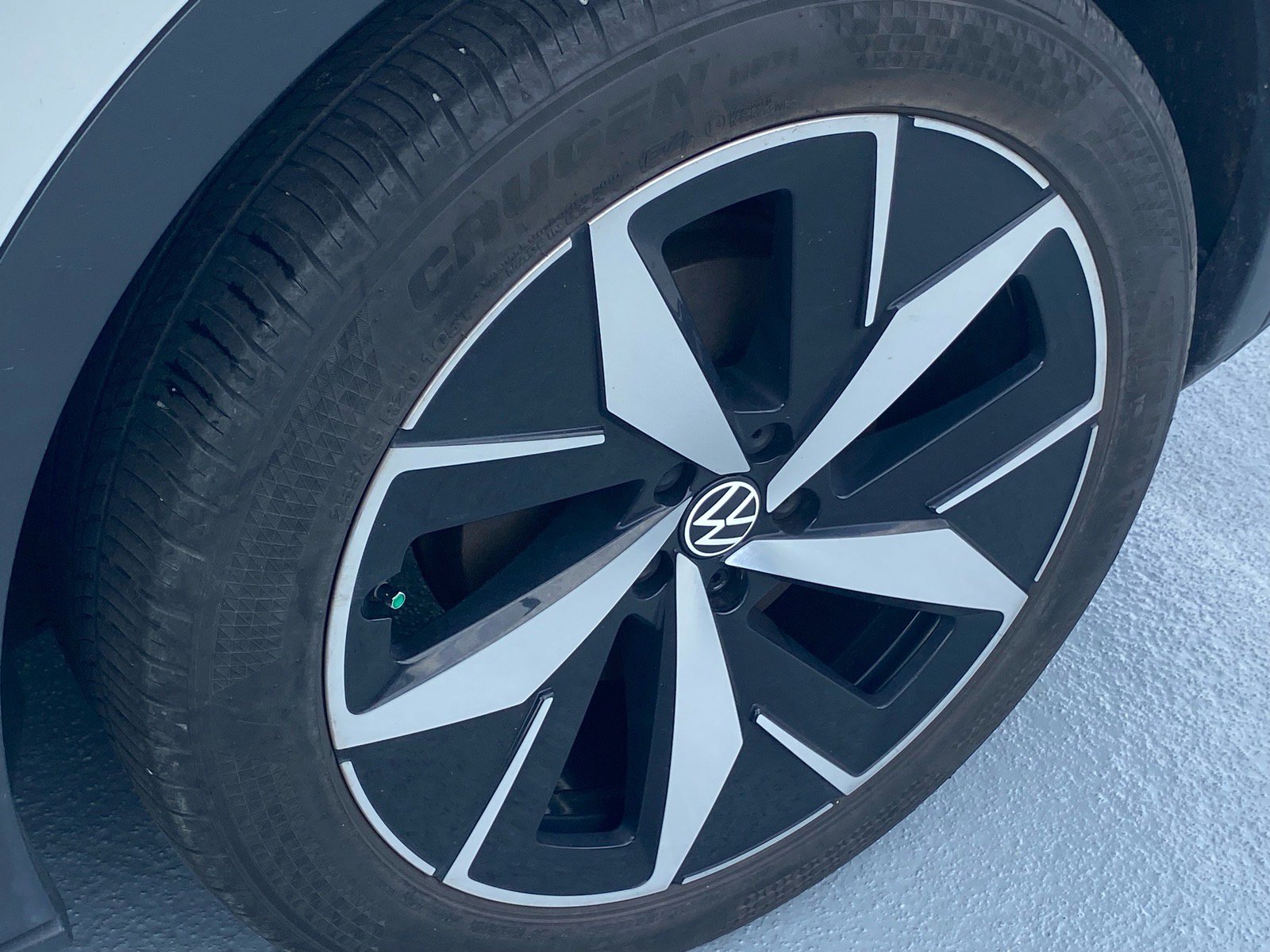 Used 2023 Volkswagen ID.4 Pro S RWD image 18