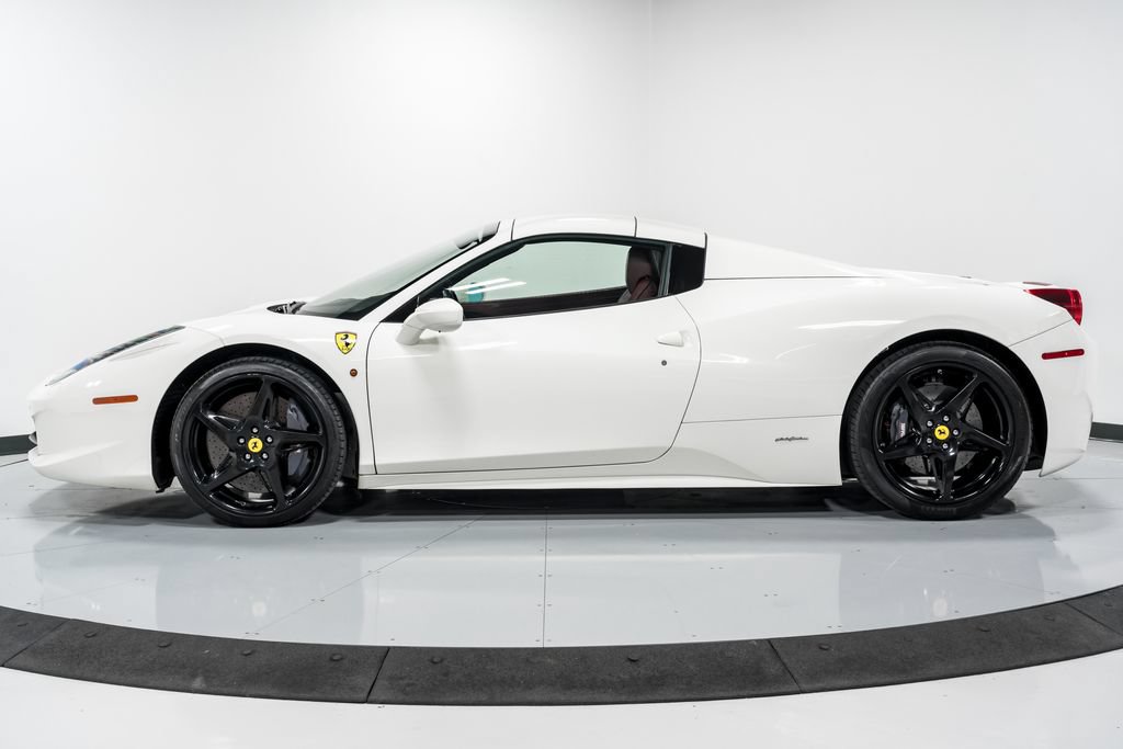 Used 2014 Ferrari 458 Spider RWD image 37