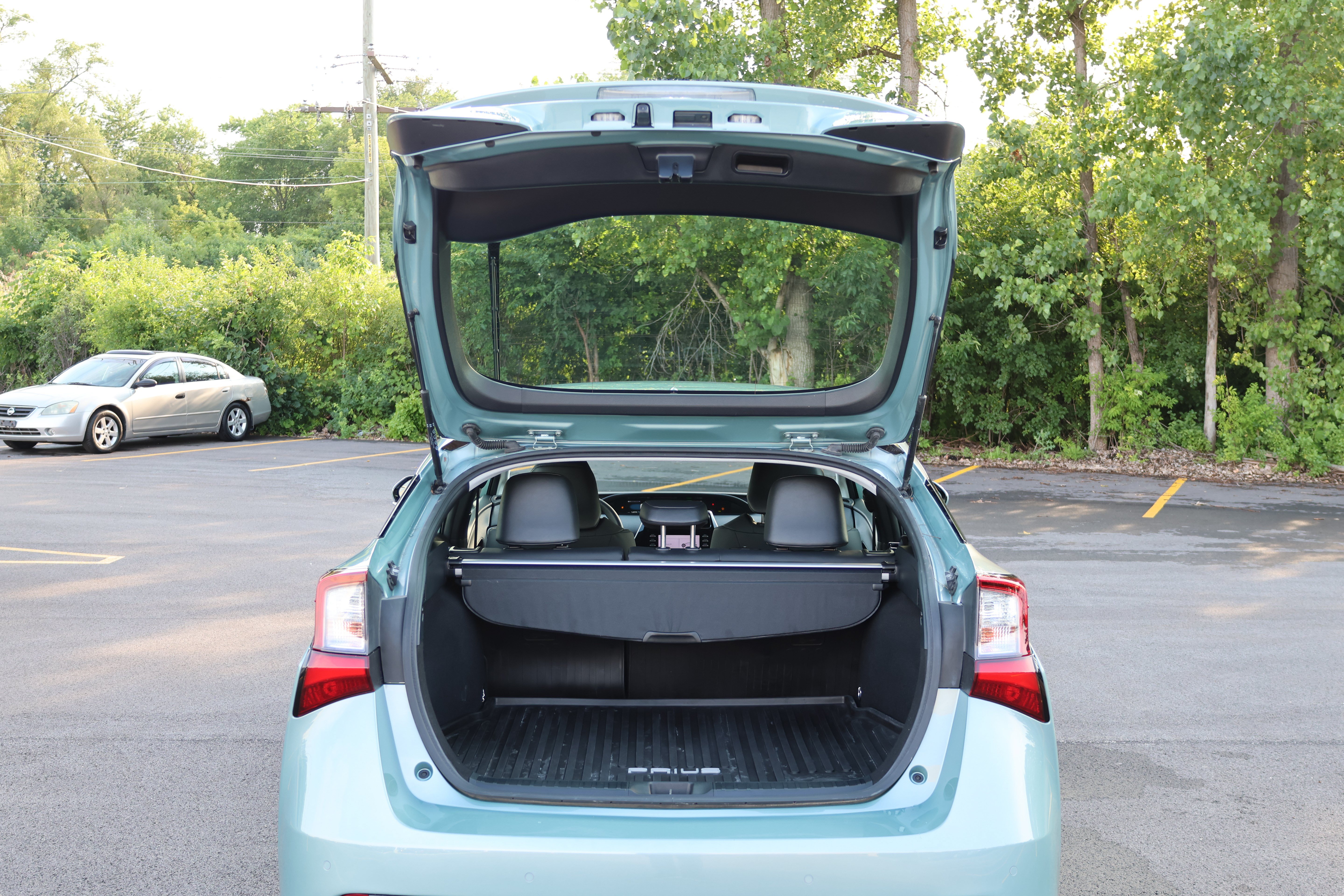 Certified 2020 Toyota Prius XLE AWD/4WD image 5