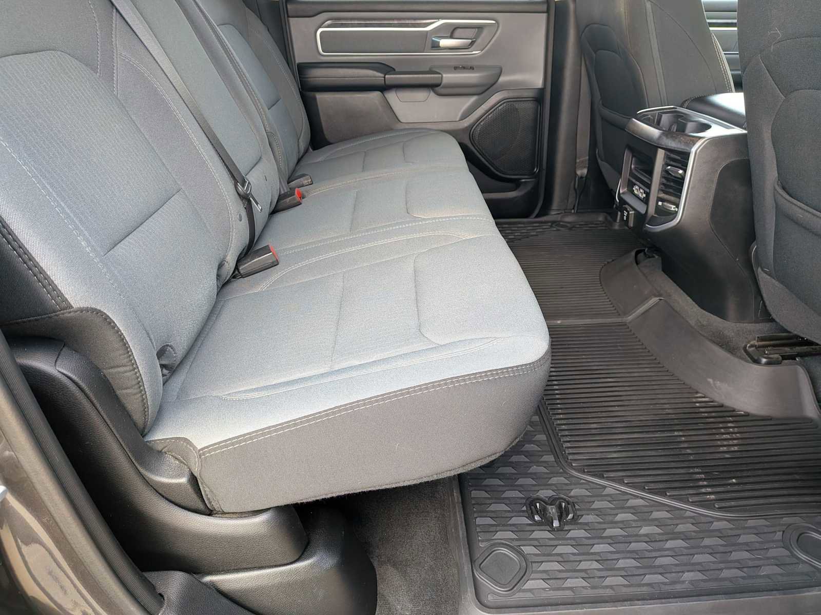 Used 2020 RAM 1500 Big Horn AWD/4WD image 18