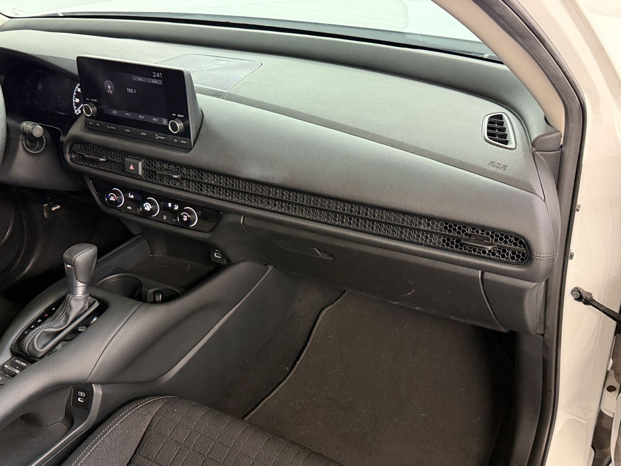 Certified 2024 Honda HR-V LX image 28