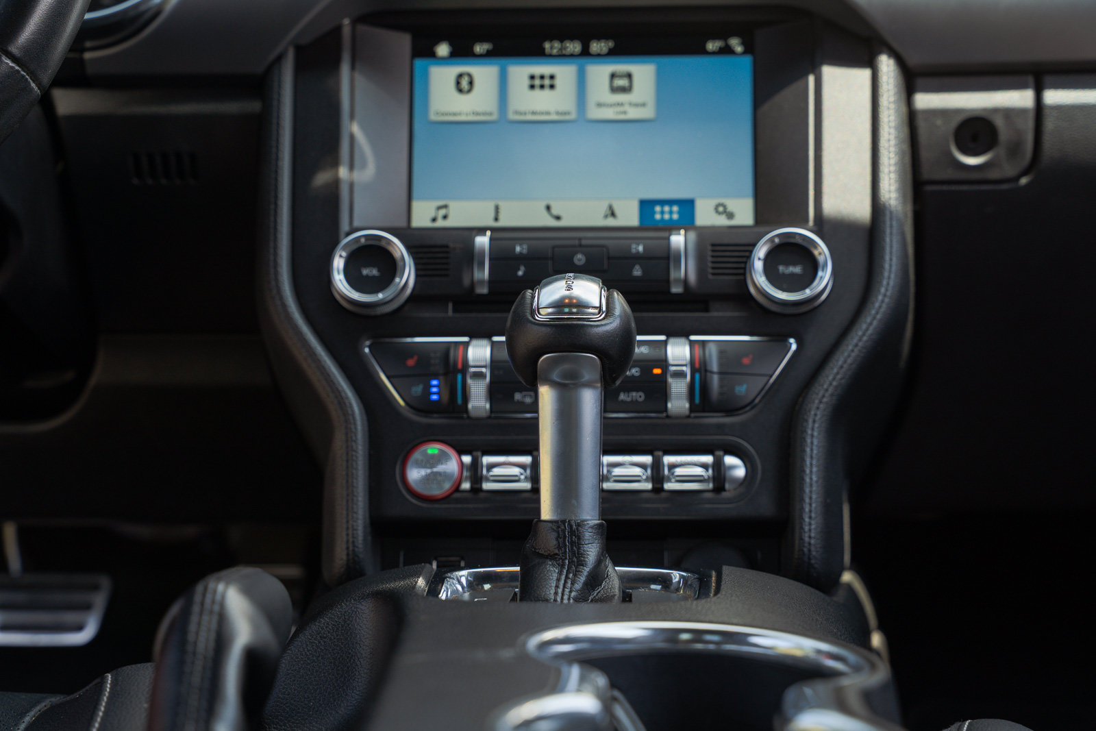 Certified 2018 Ford Mustang GT Premium RWD image 39