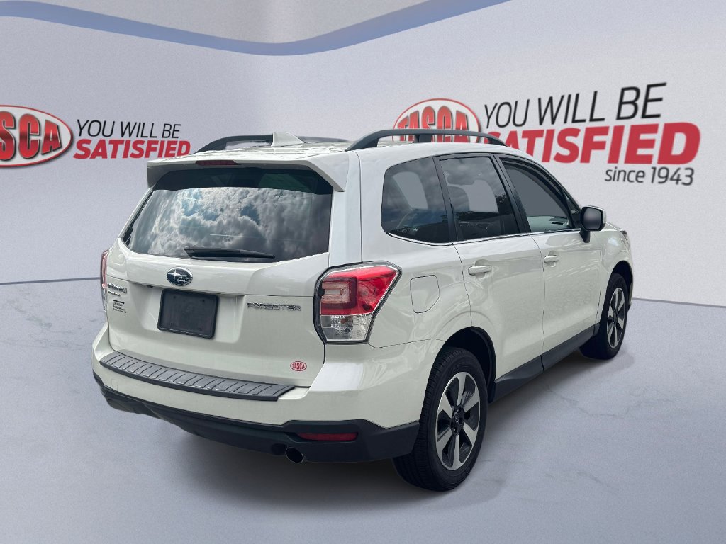 Used 2018 Subaru Forester 2.5i Limited AWD/4WD image 6