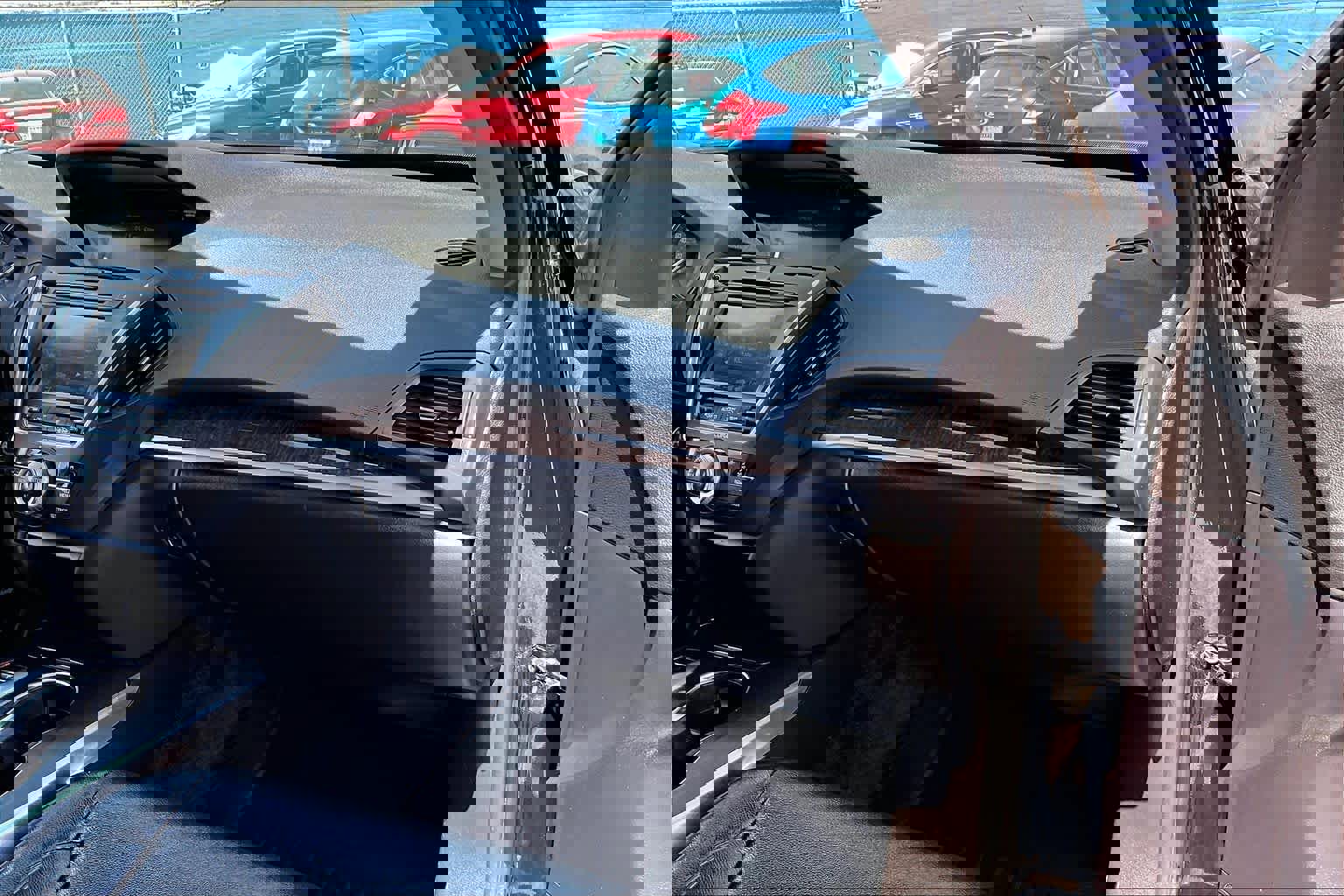 Used 2017 Acura MDX SH-AWD image 18