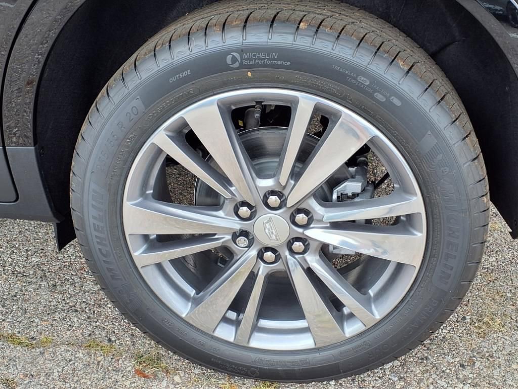 New 2025 Cadillac XT5 Premium Luxury w/ LPO, Floor Liner Package image 7