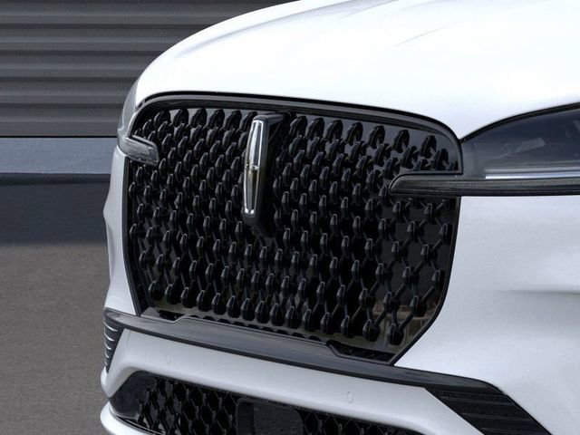 New 2025 Lincoln Aviator 2WD w/ Jet Appearance Package image 17