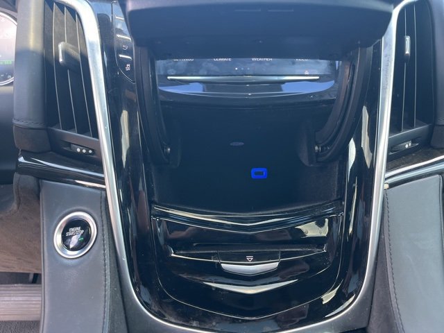 Used 2020 Cadillac Escalade Platinum image 23