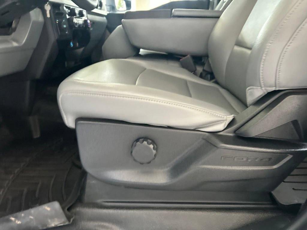 Used 2025 Ford F350 XL w/ XL Chrome Package AWD/4WD image 41