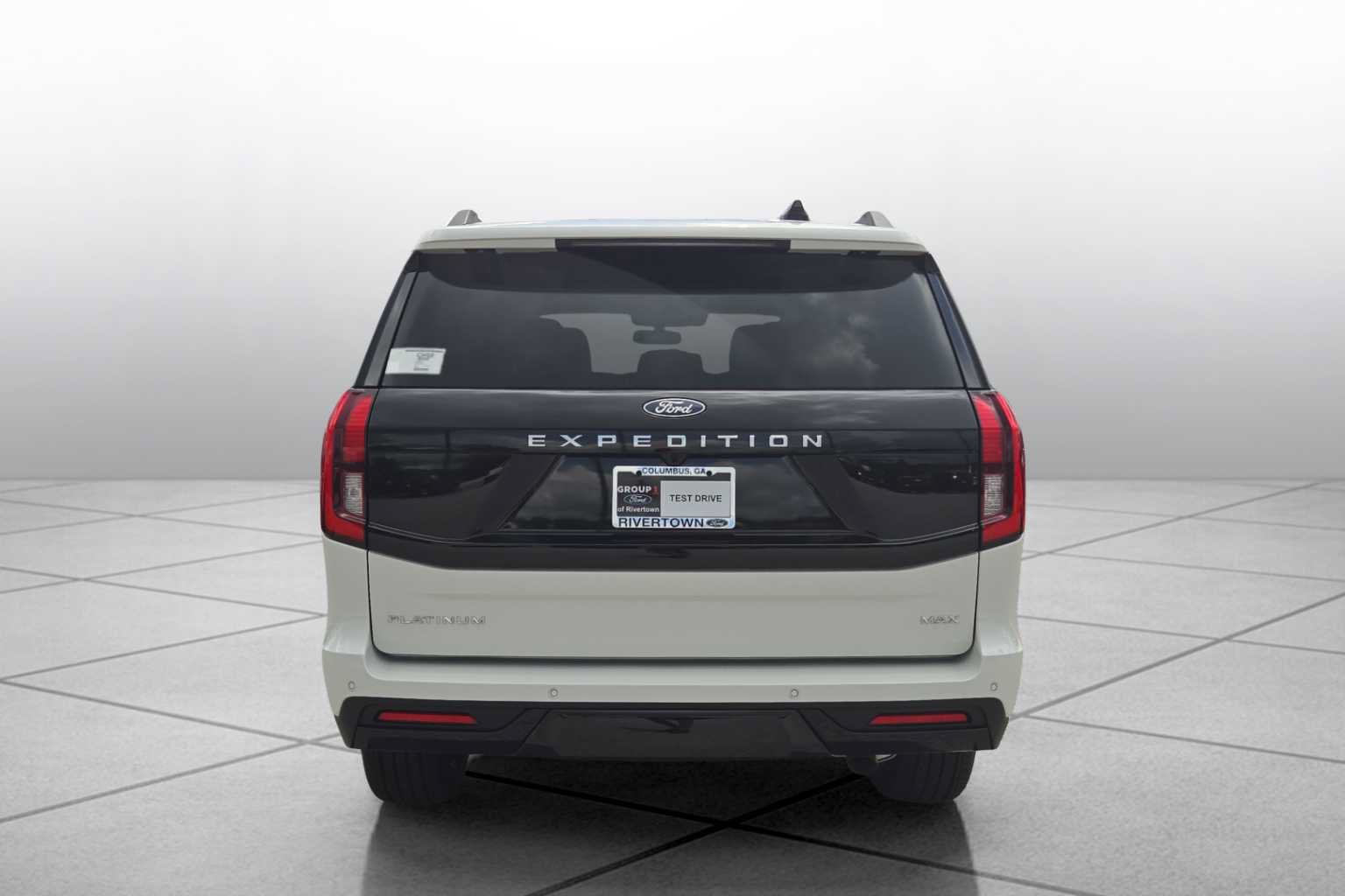 New 2027 Ford Expedition Max Platinum w/ Driver's Package RWD image 4