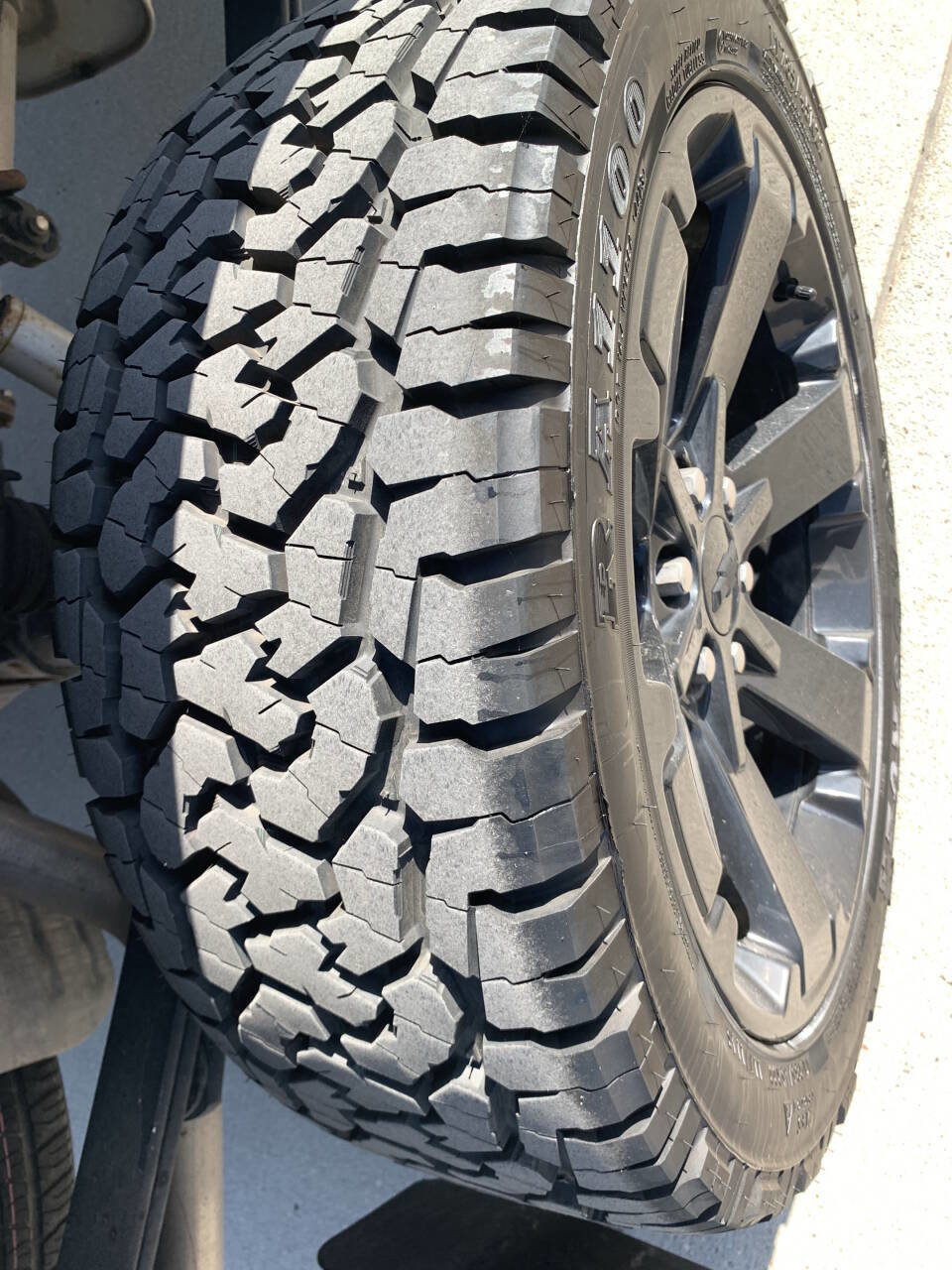 Used 2022 Chevrolet Silverado 1500 RST w/ Z71 Off-Road Package image 6