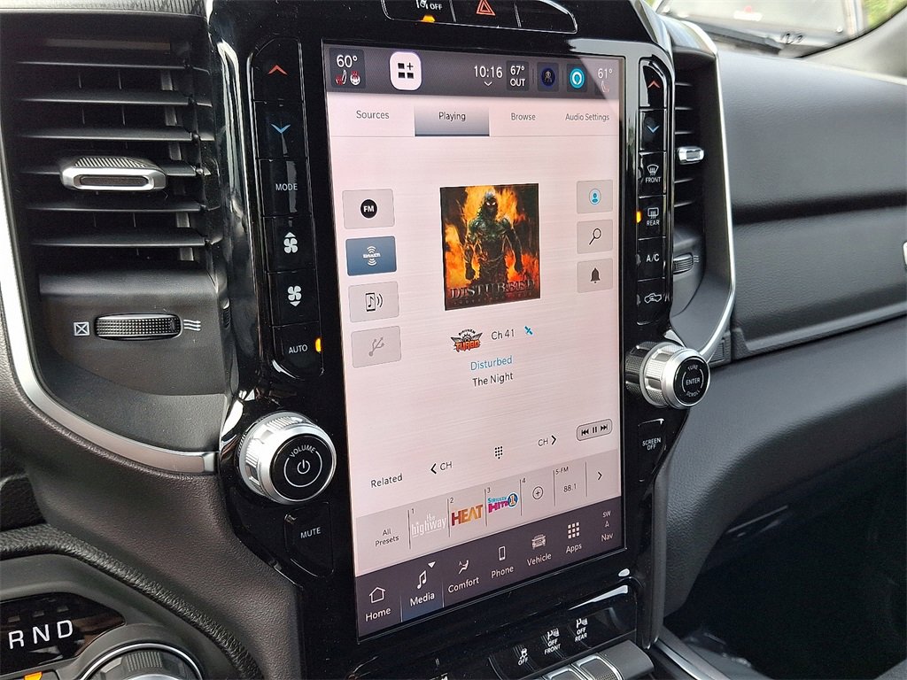 New 2026 RAM 1500 4x4 Crew Cab image 11