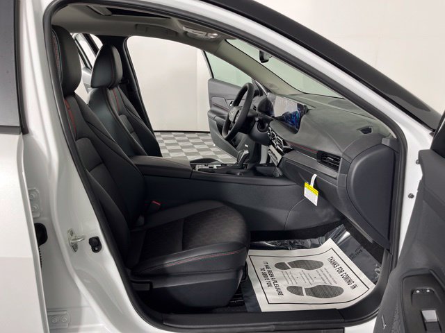 New 2027 Nissan Sentra SR w/ SR Premium Package FWD image 40