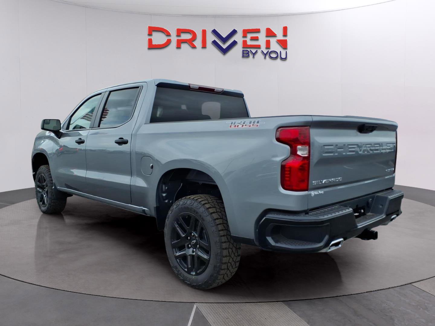 New 2026 Chevrolet Silverado 1500 Custom Trail Boss w/ LPO, Dark Essentials Package AWD/4WD image 3