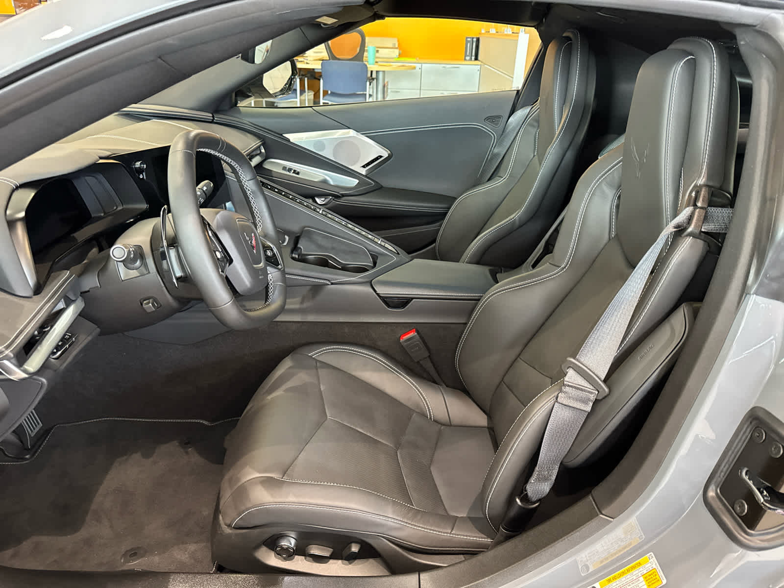 Used 2024 Chevrolet Corvette 2LT image 13