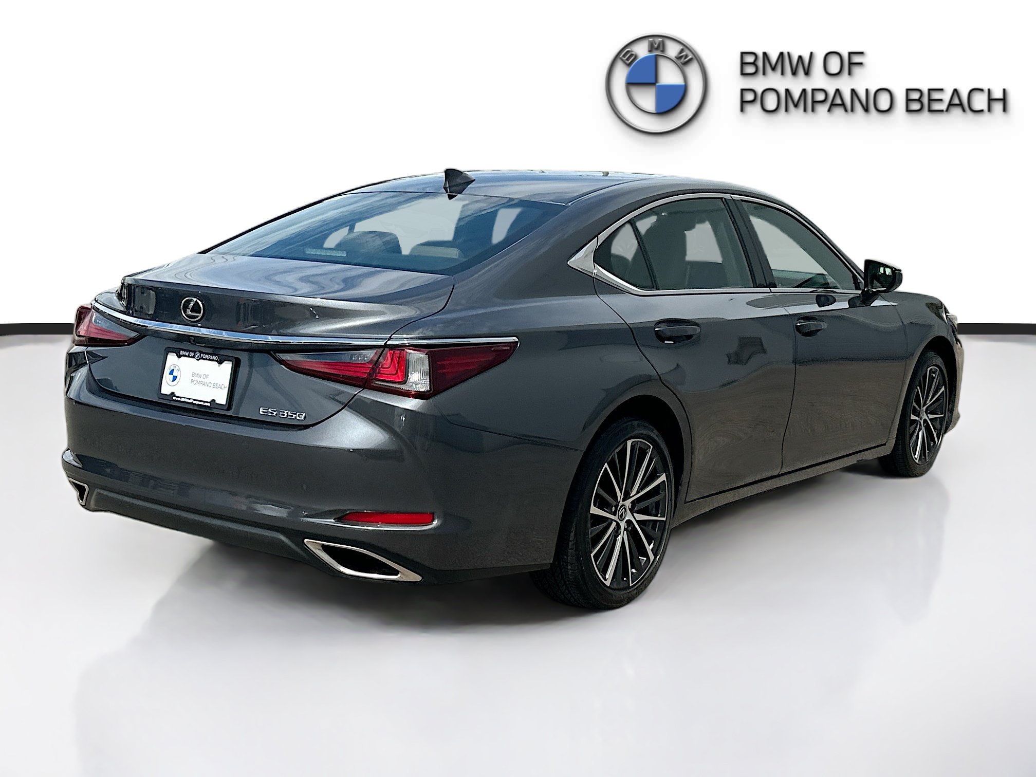 Used 2024 Lexus ES 350 w/ Premium Package FWD image 7