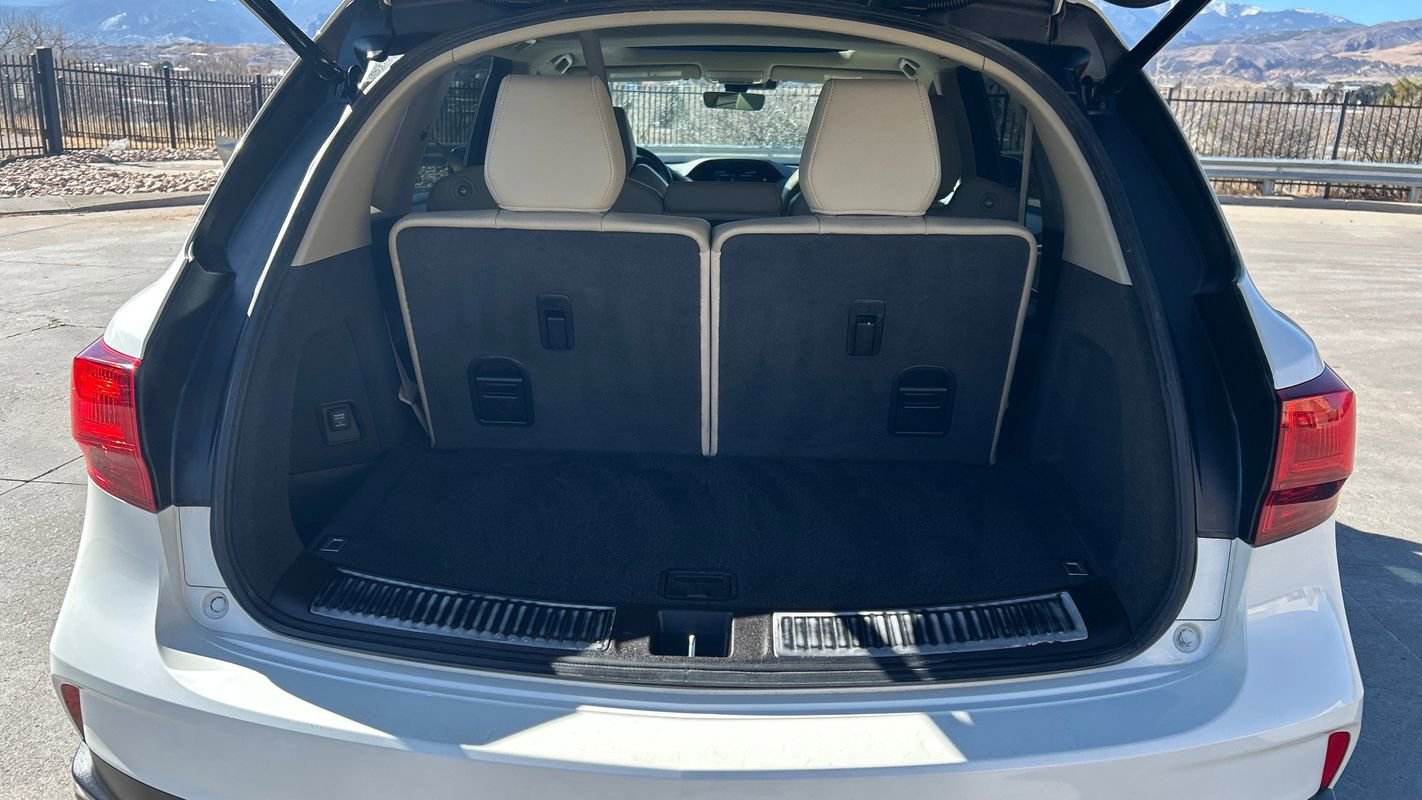 Used 2018 Acura MDX SH-AWD image 12