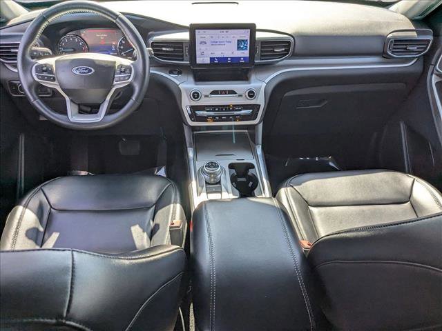 Used 2023 Ford Explorer XLT w/ Equipment Group 202A image 16