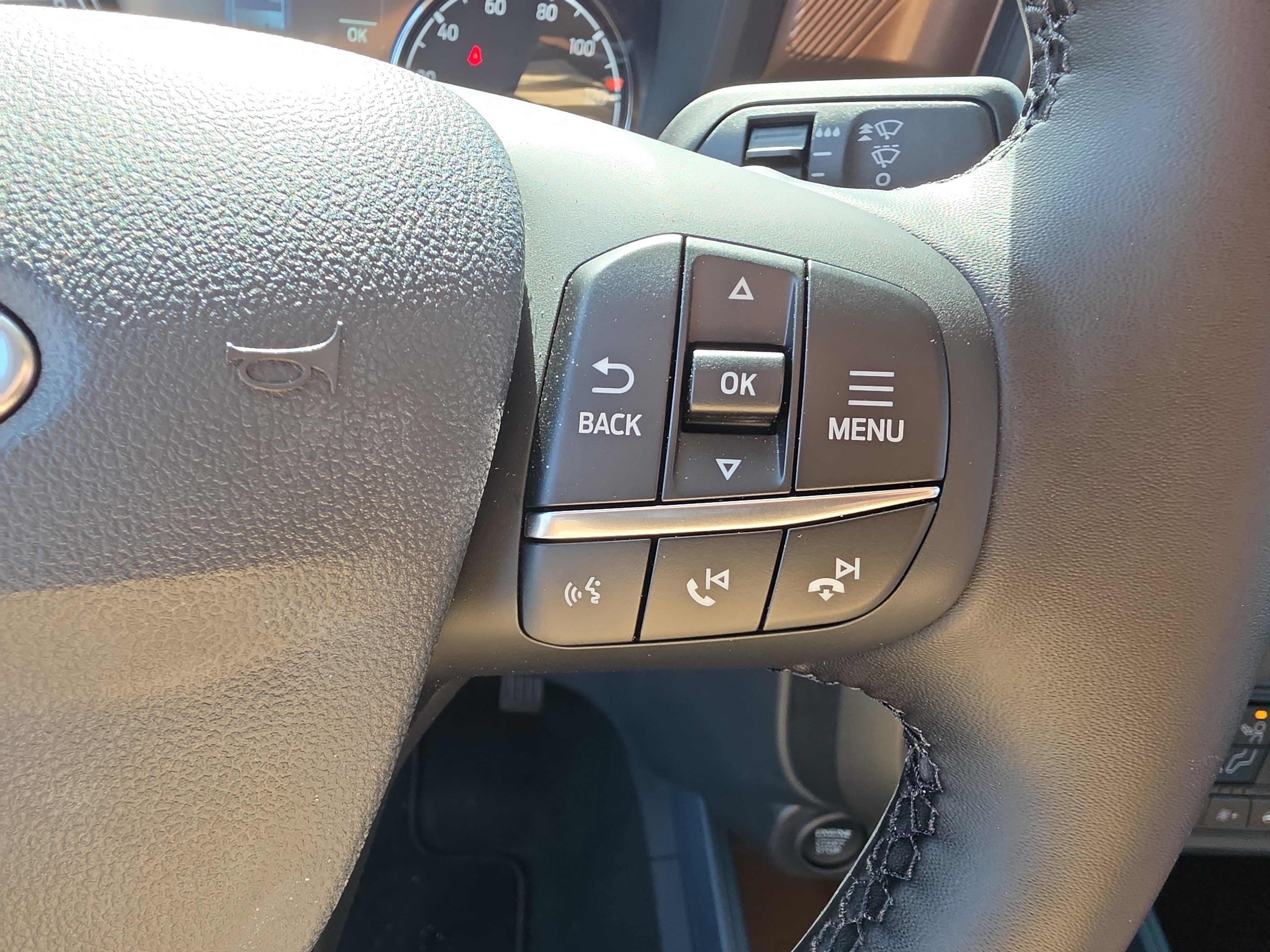 Used 2024 Ford Maverick Lariat image 19