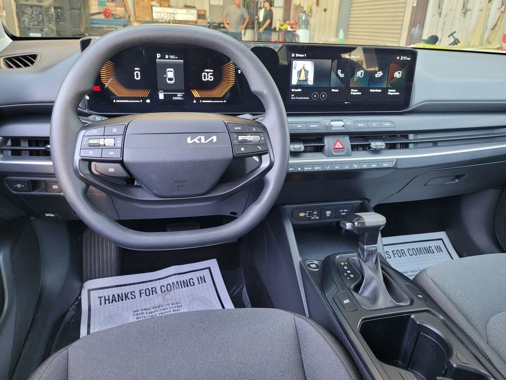 Used 2025 Kia K4 FWD image 18