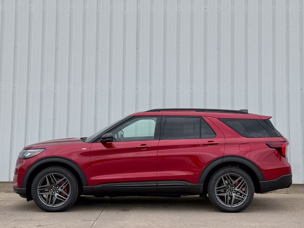 New 2027 Ford Explorer ST-Line w/ Premium Package AWD/4WD image 3